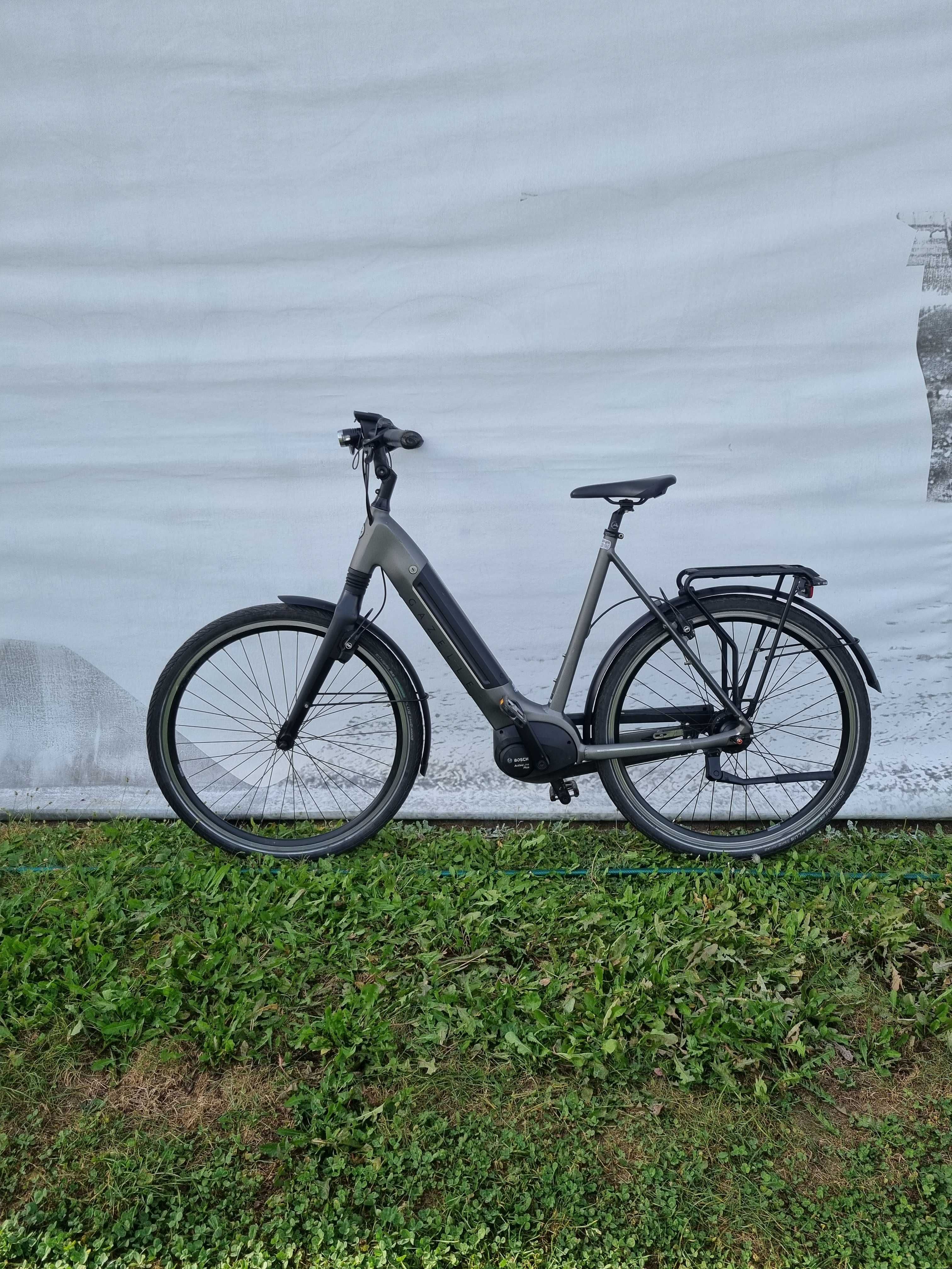 Bicicleta Electrica dama barbati Gazelle Cube Bulls Canyon