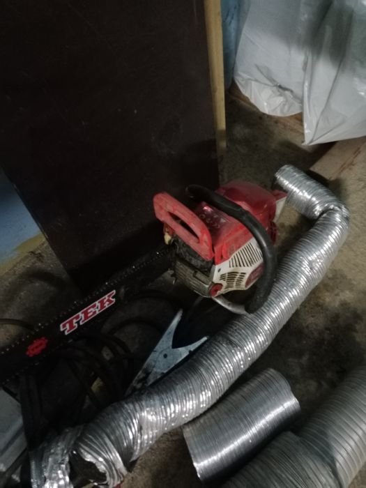 Продам бензопилу" ЗВЕР"