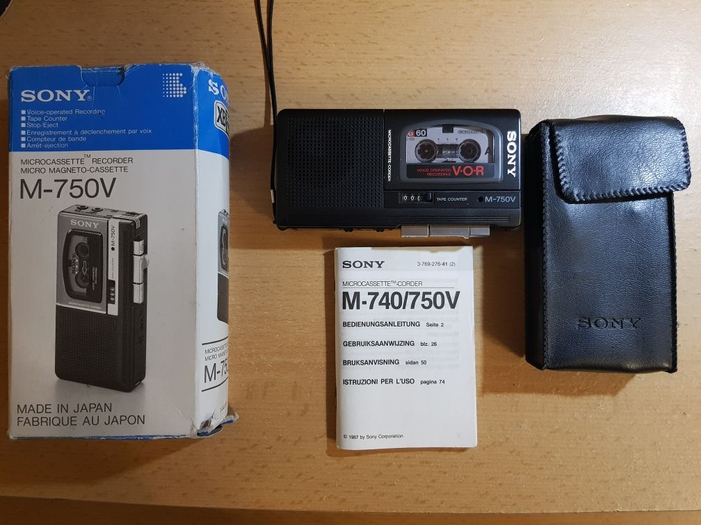 Microcassette recorder Sony M-750V