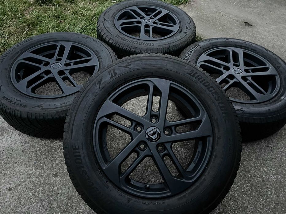 Jante 16 DUSTER Cu anvelope IARNA M+S 215/65/16 An 2023 BRIGESTONE