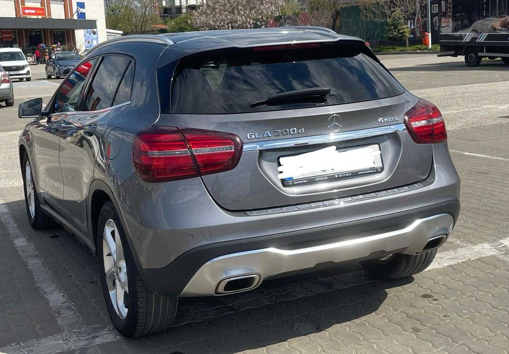 Mercedes-Benz GLA 220 4MATIC