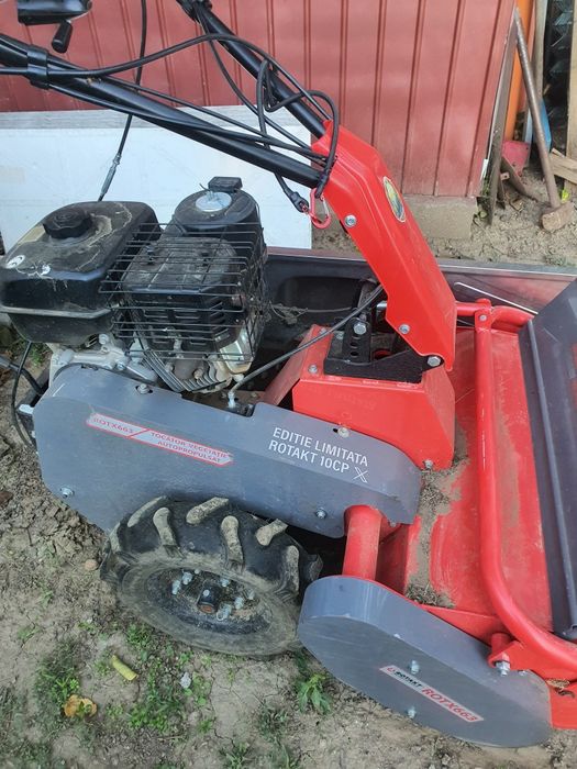 Tocator de vegetație