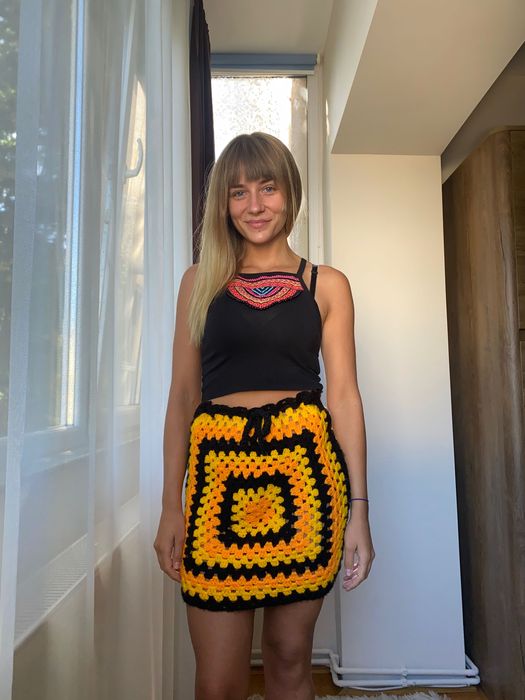 Fusta cu snur in talie