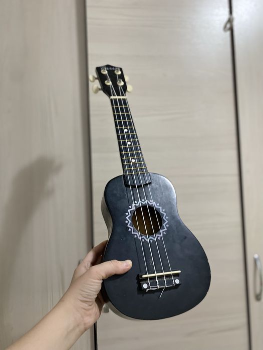 Укулеле сатылады