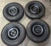 Set roti iarna Pirelli 185x65x15 putin rulate