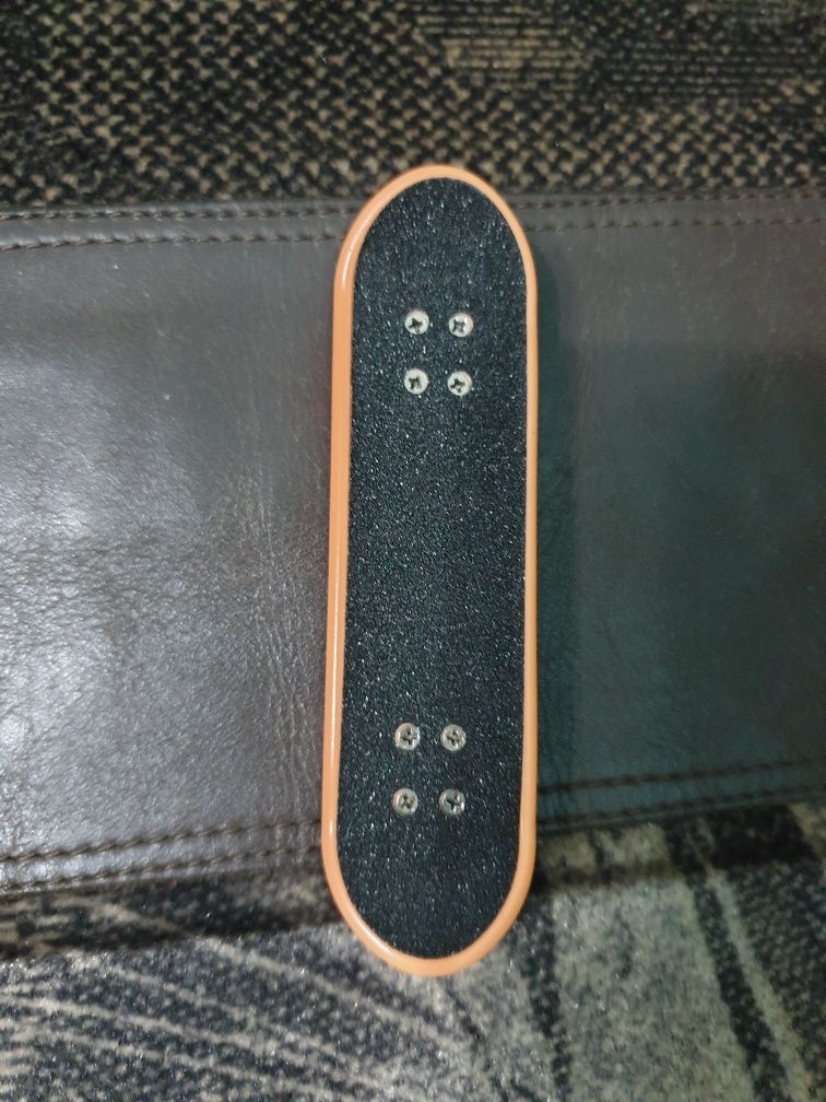 Tech Deck(scate board)