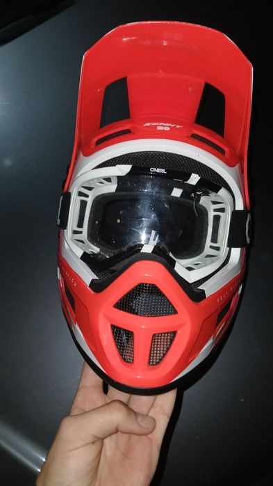 Vând casca KENNY full face Noua!!