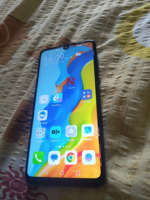 Telefon Huawei P30 Lite in stare f.buna,375lei,,neg