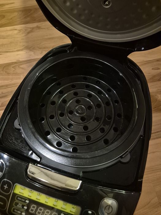 Може размяна за еър фрайър! Мултикур Tefal serie r33-1