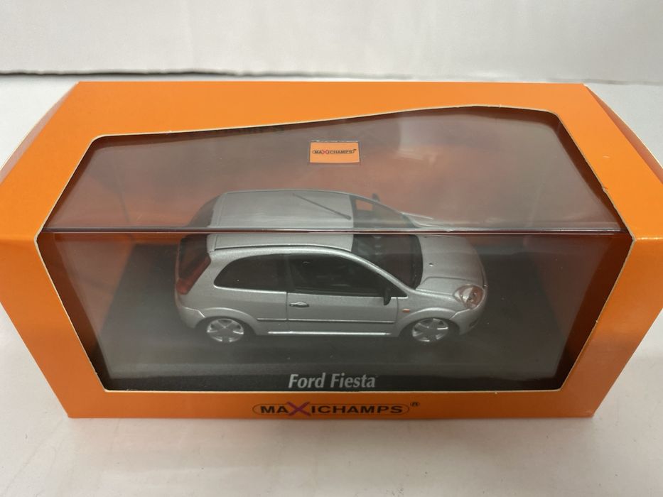 MAXICHAMPS FORD FIESTA 2002 machetă auto scara 1:43