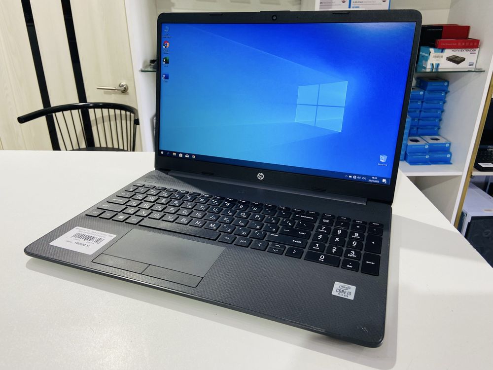 Рассрочка! HP Laptop 15 - Core i3-1005G1/8Gb/SSD 256Gb/UHD Graphics