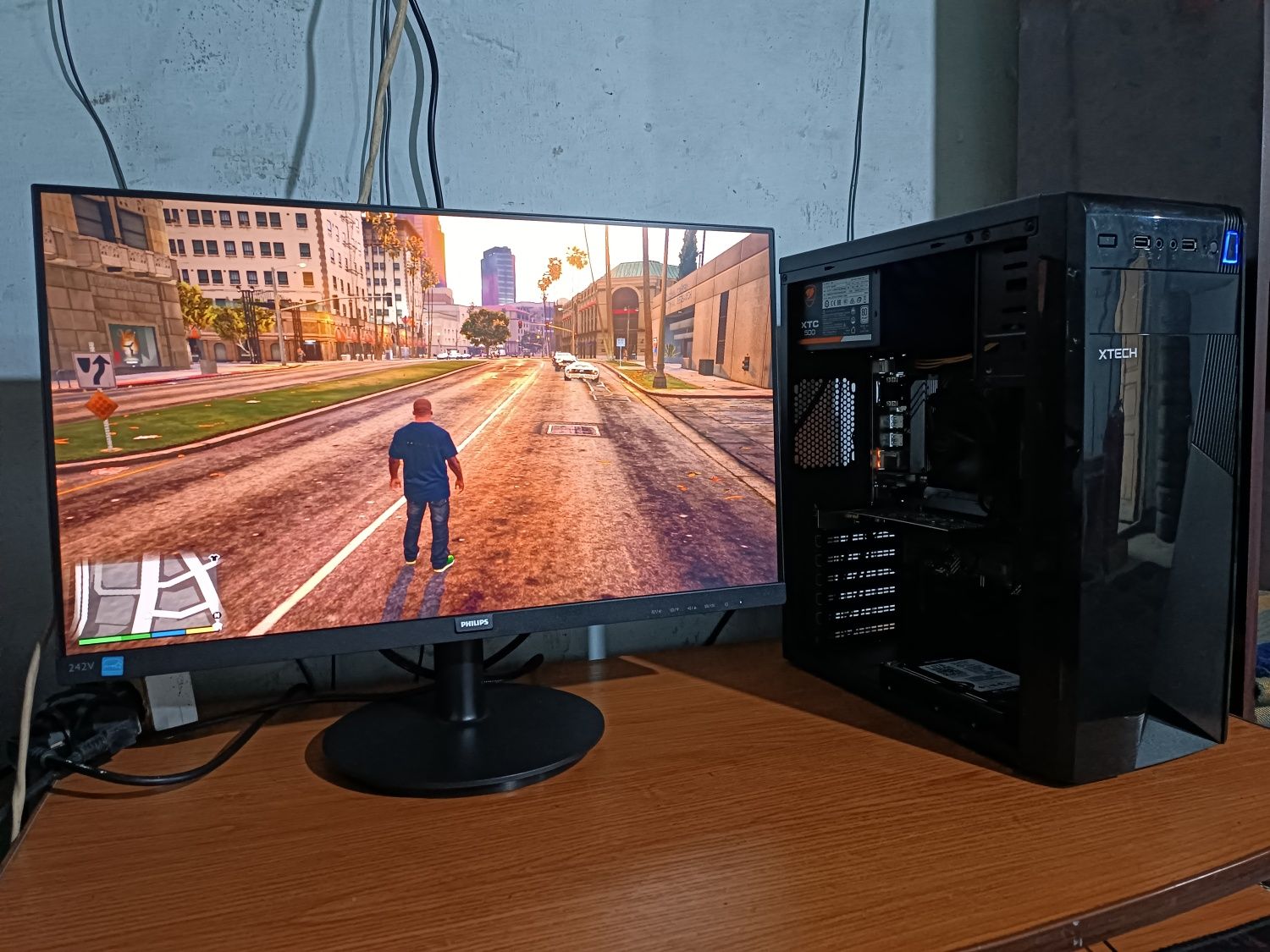 manitor 24+ keys core i3 10105 ram 16gb