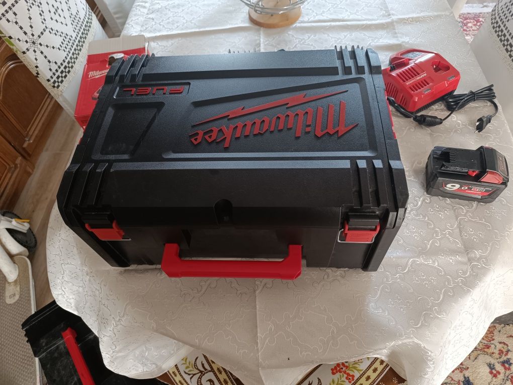 Rotopercutor Milwaukee M18 FH SDS-Plus 26 mm cu 4 funcții și mandrină