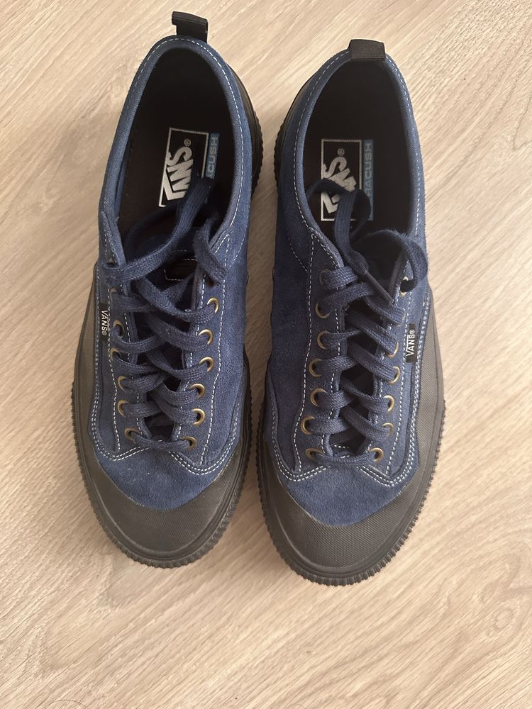 Nike React, Nike чехли, Vans Veja