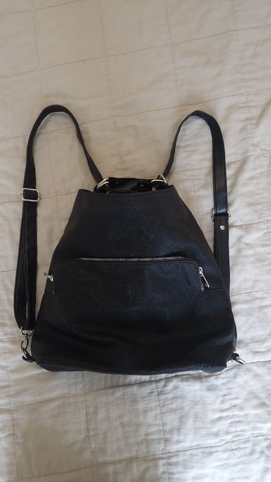 Дамска чанта-раница