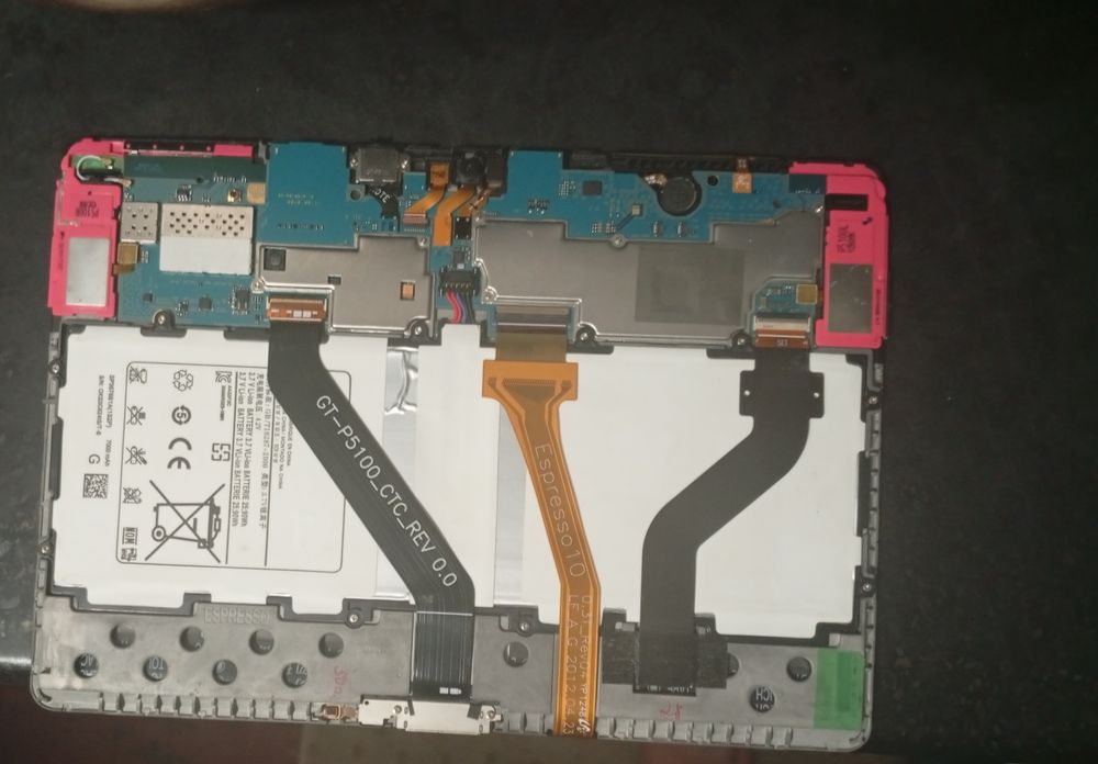 Продам планшет Samsung Galaxy Tab 2 10.1 (GT-P5100)