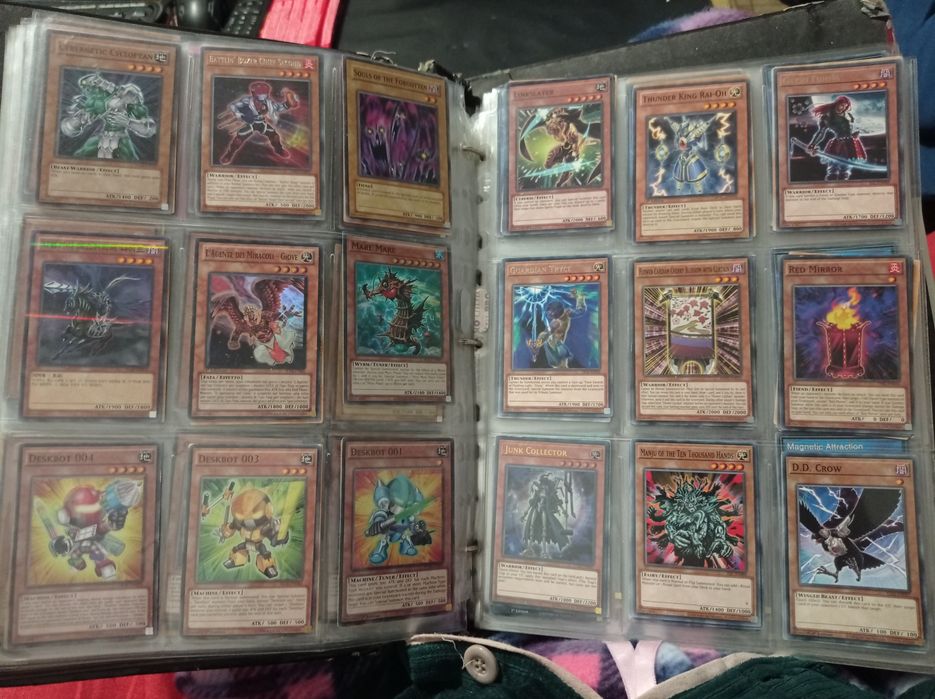 Yu-Gi-Oh cards, Югио карти