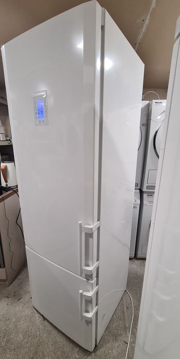 Хладилник с фризер Liebherr CBN 3656 Premium BioFresh NoFrost