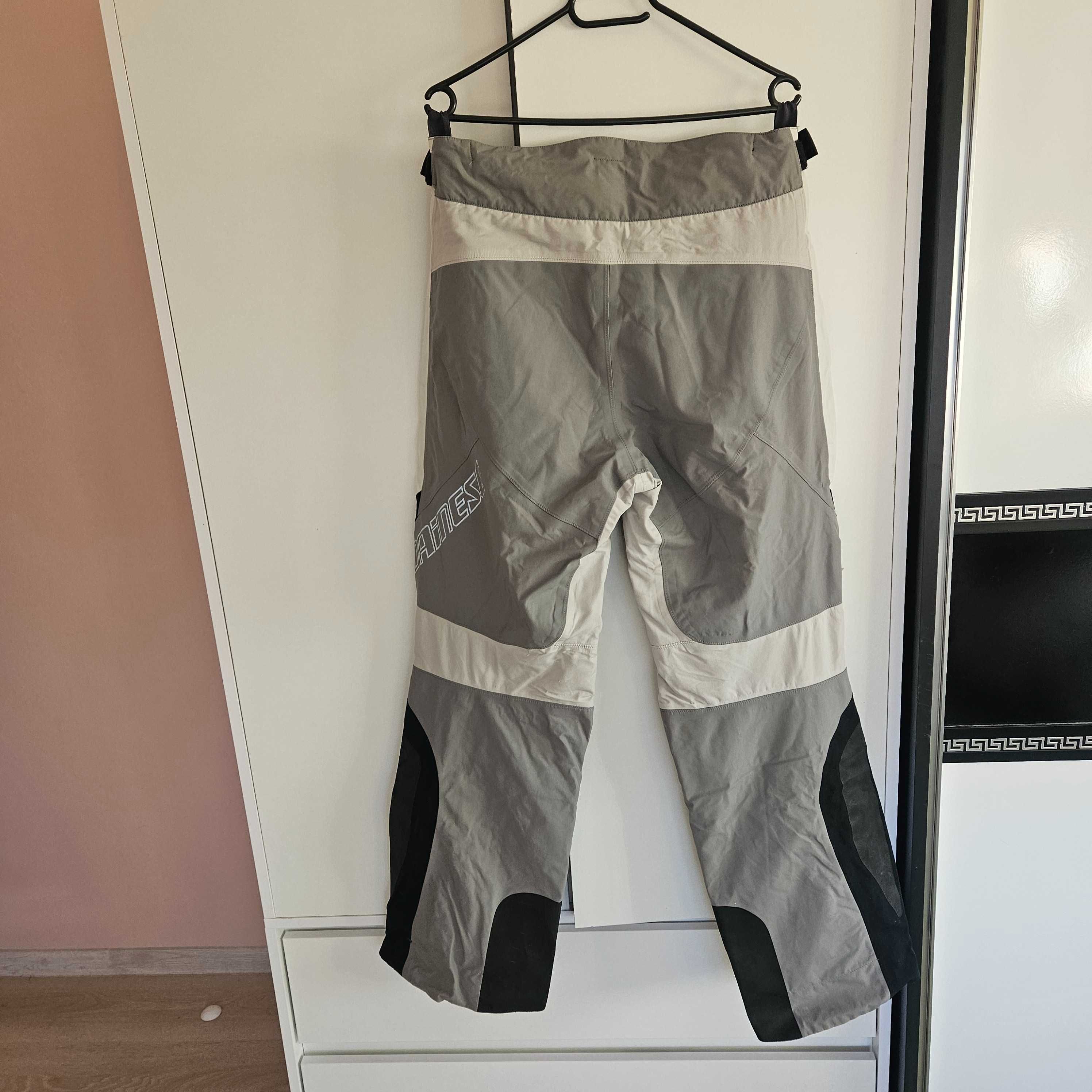 Два броя якета и два броя панталони за ски Diel и Dainese и раз. L