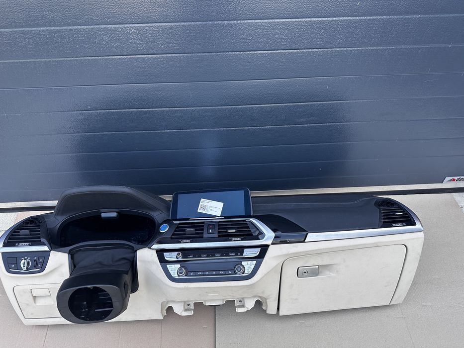 Plansa bord BMW X3 G01 X4 G02 G08