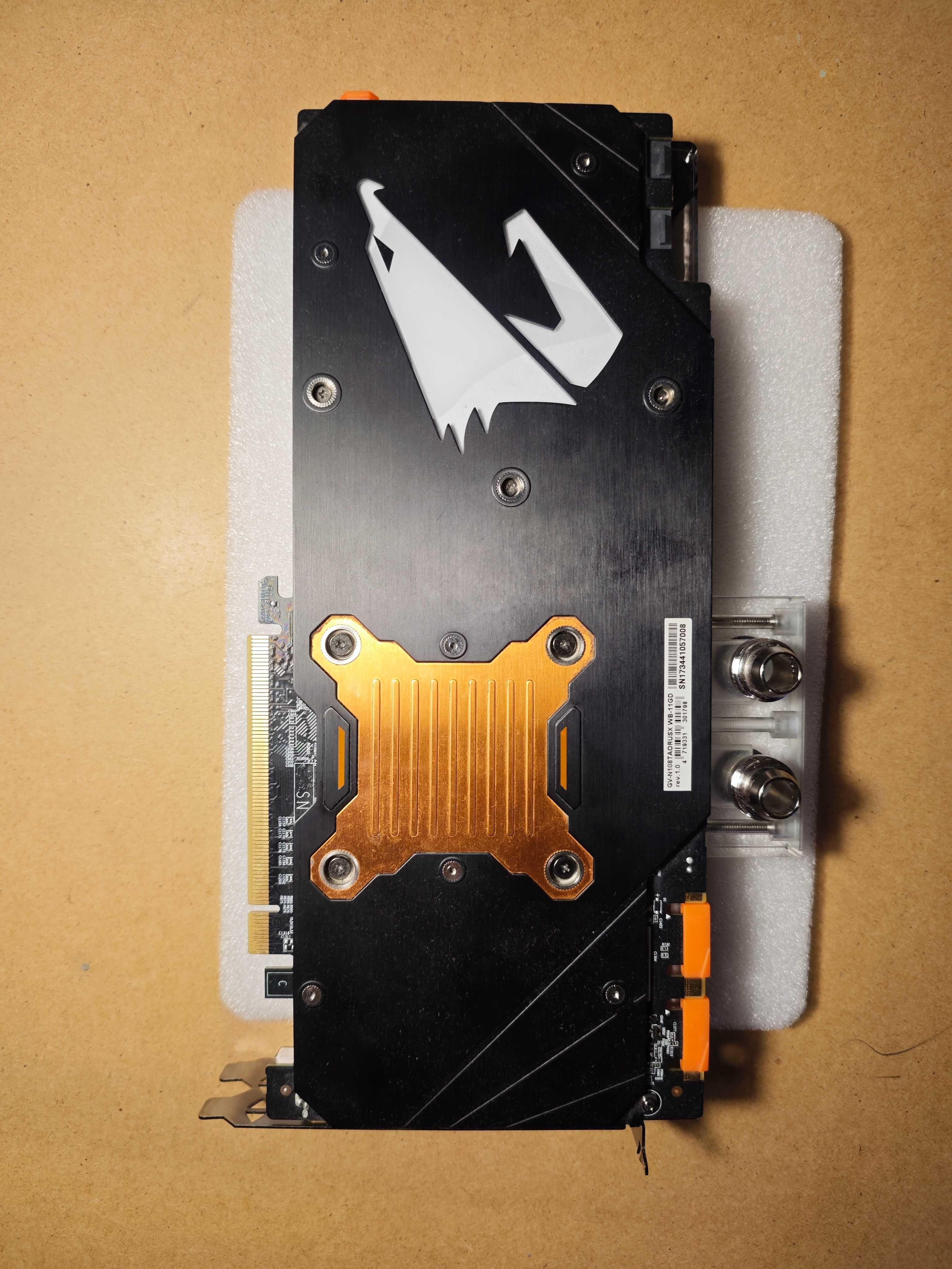 Продавам AORUS GeForce® GTX 1080 Ti Waterforce WB Xtreme Edition 11G