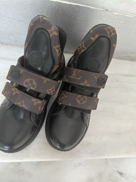 Adidasi Louis Vuitton