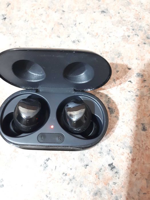 Безжични слушалки Samsung sm-r175