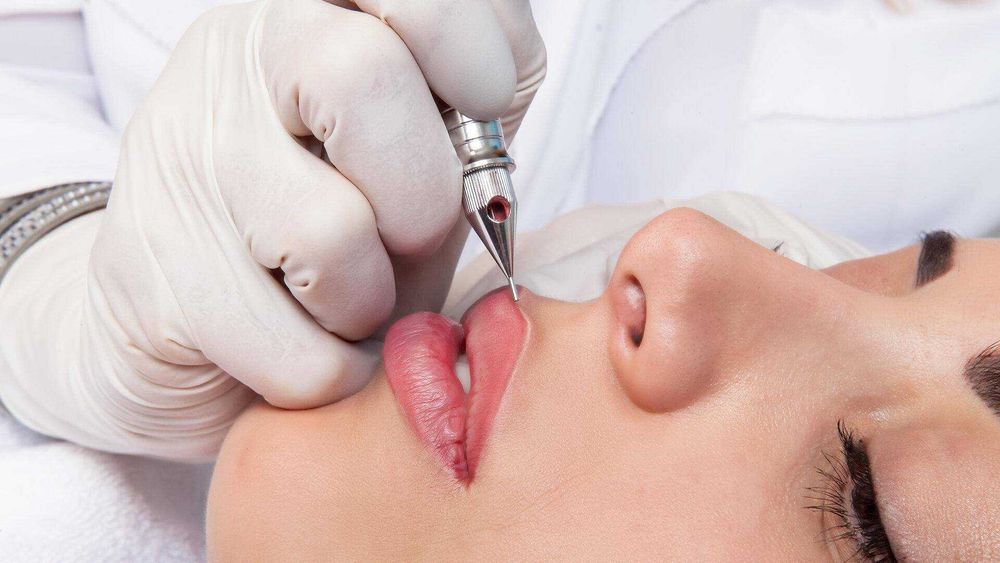 Наращивание  ресниц и ламинирование