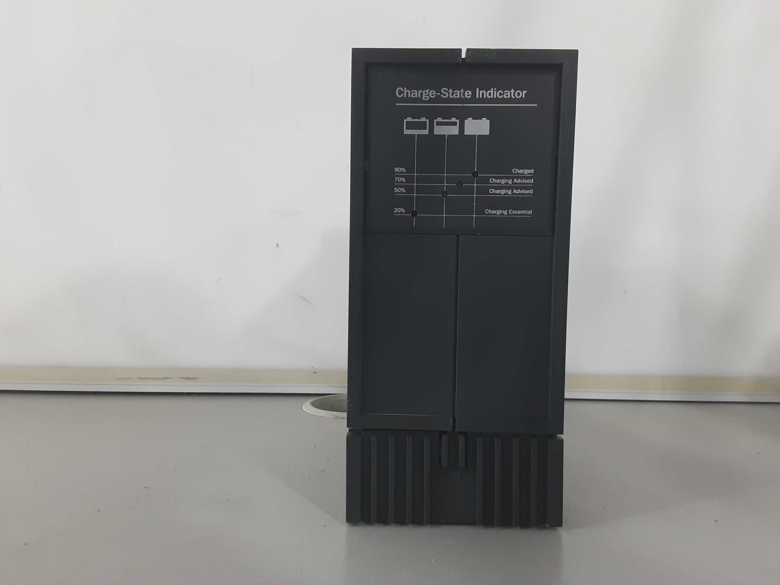 Зарядно за акумулатор - HALFORDS 12V