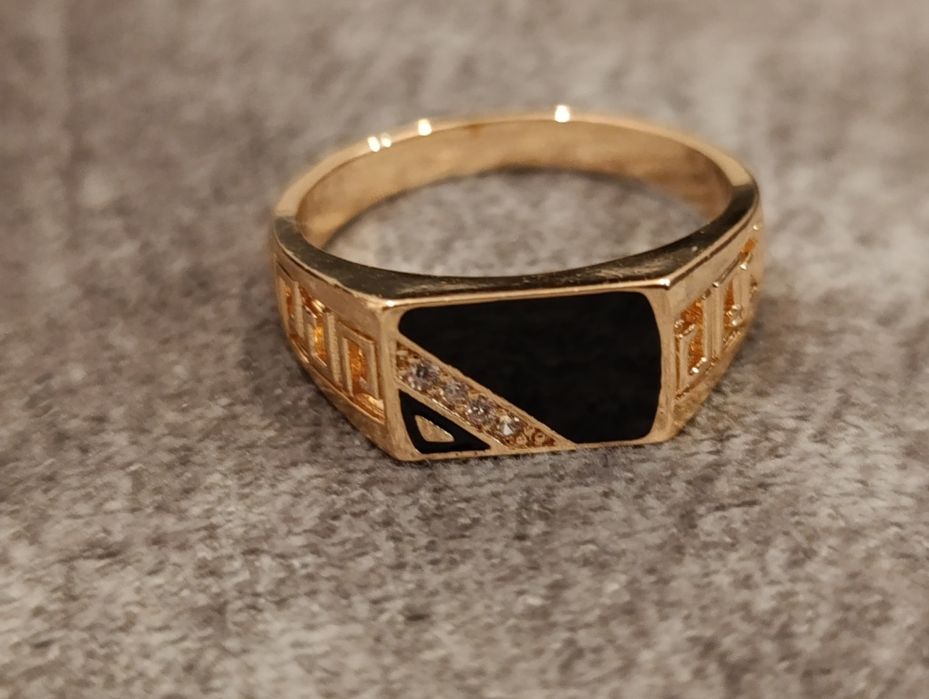 Продам печатку мужскую