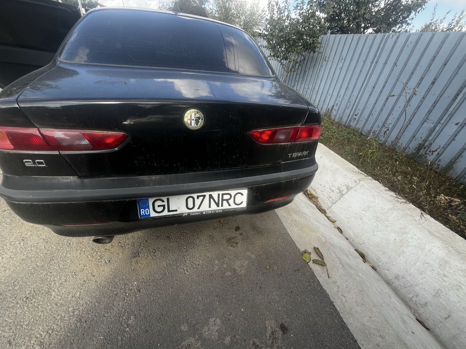 Vand Alfa romeo 2000 2.0 benzina sau schimb cu atv