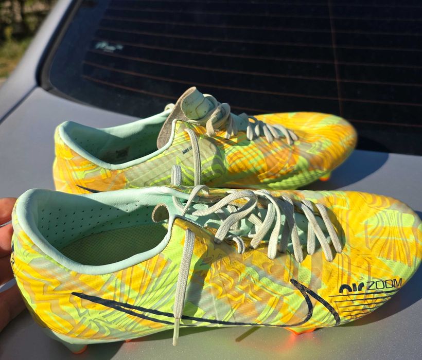 Ghete fotbal nike airzoom