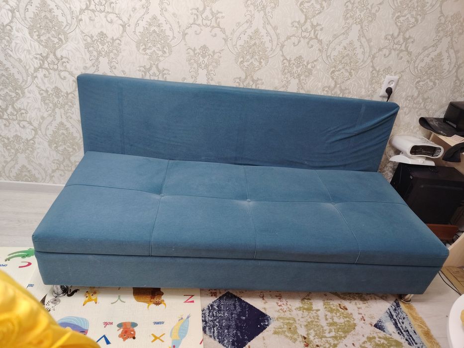 Продам диван в отличном состоянии