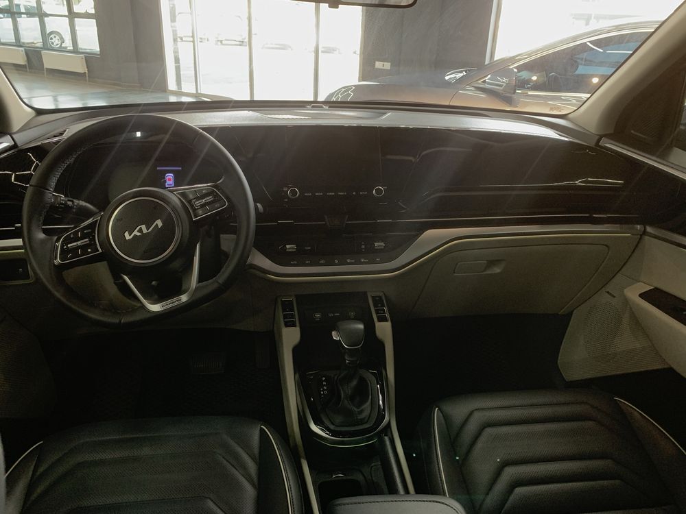 kia carens ideal