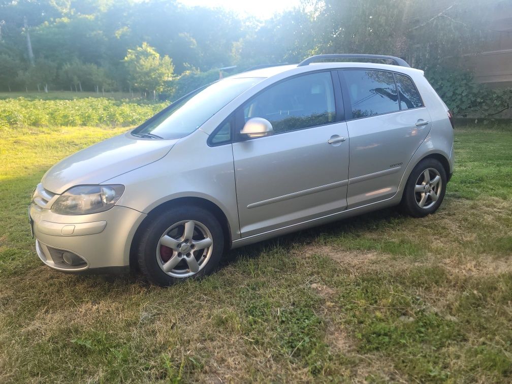 Vând VW Golf 5 Plus