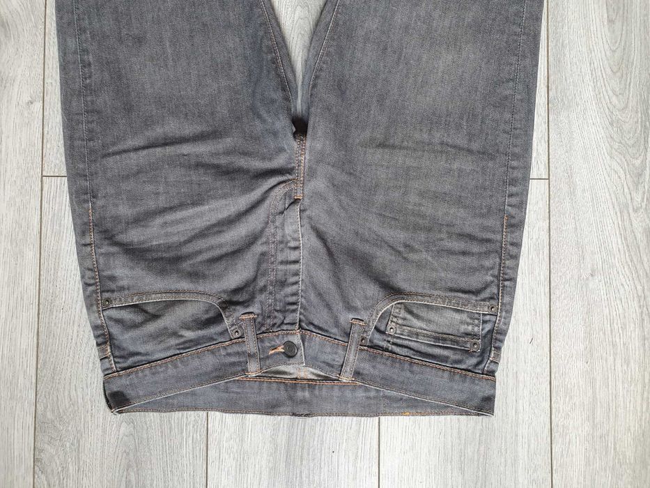 Blugi LEVI'S 511 Slim - Marime W34 L32 (Talie 88 cm)