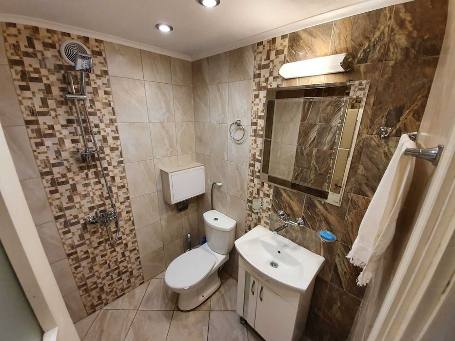 Дава се под наем Двустаен апартамент в Бургас, Зорница - 54 кв.м за 357 € - Снимка #4