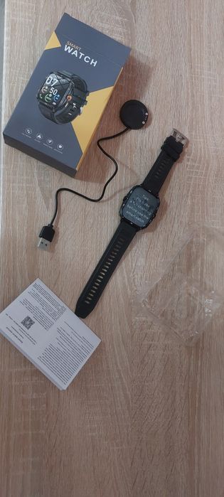 Смарт часовник нов