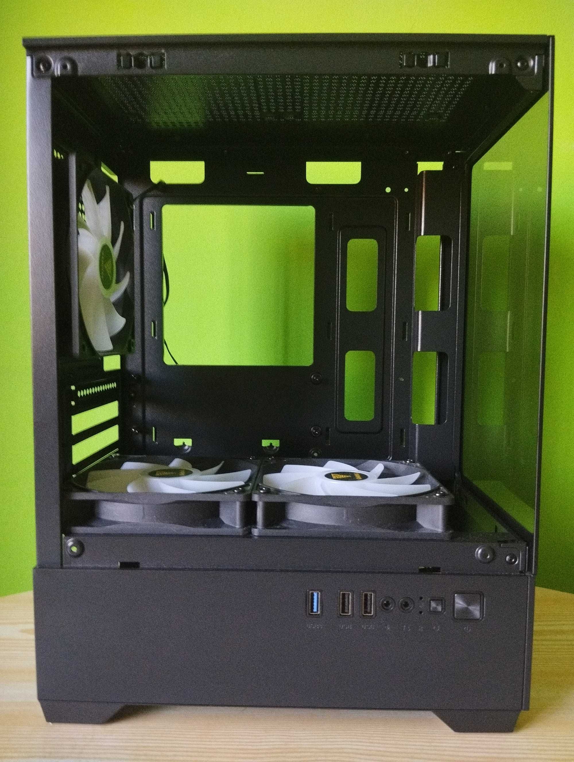 Нова кутия за компютър Gamdias AURA с 3 RGB вентилатора и гаранция