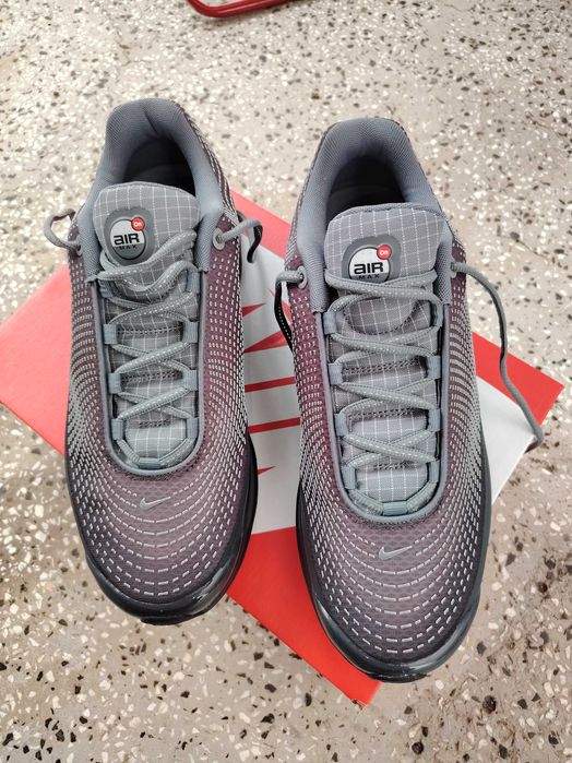 Оригинални маратонки Nike AIR MAX DN