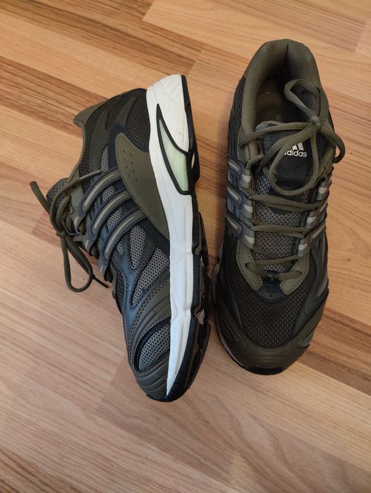 Adidasi Adidas nr 45