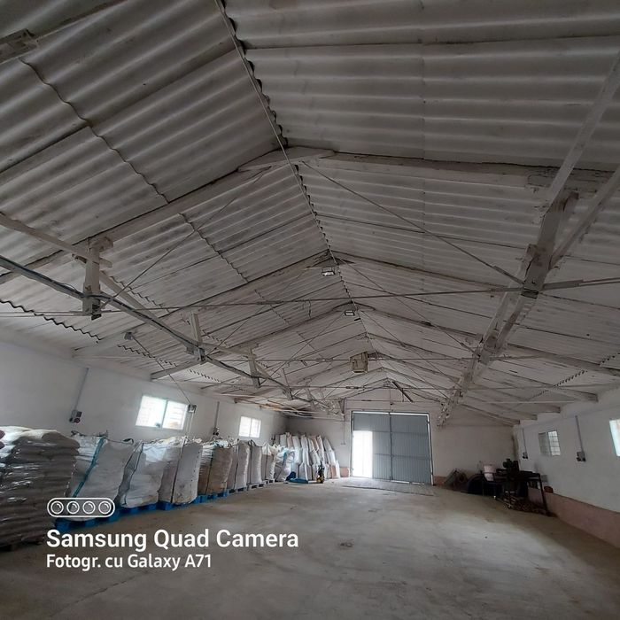 Vând  sau inchiriez hala 300m2  și teren 1300 m2