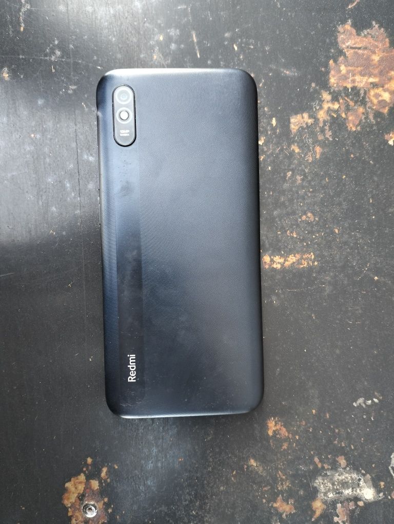 Redmi 9A xolati zor 64 gb yana kelishamiz