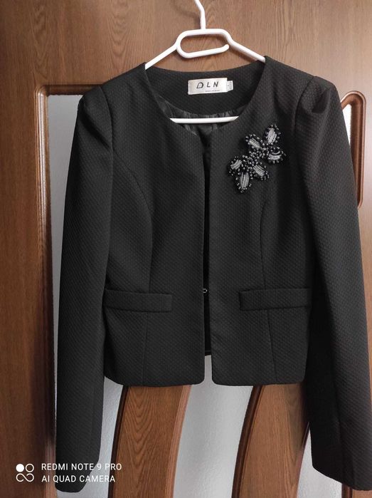 Sacou de culoare negru
