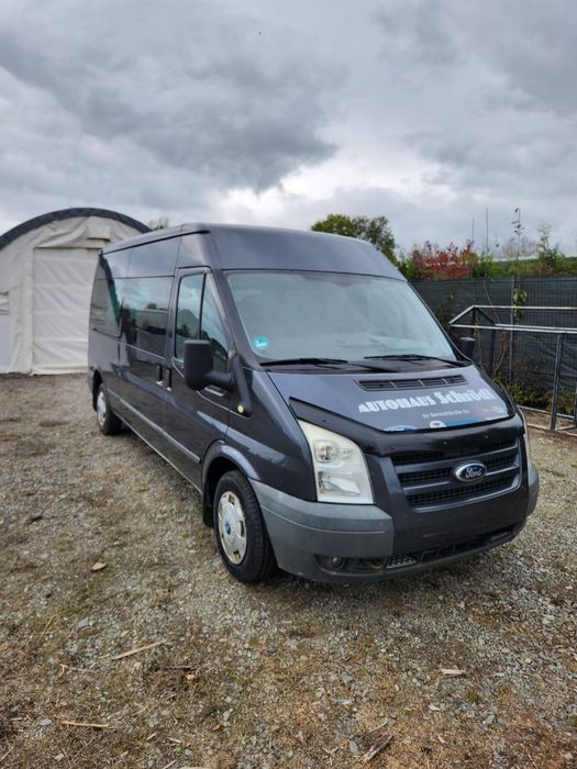 Ford Transit 8+1