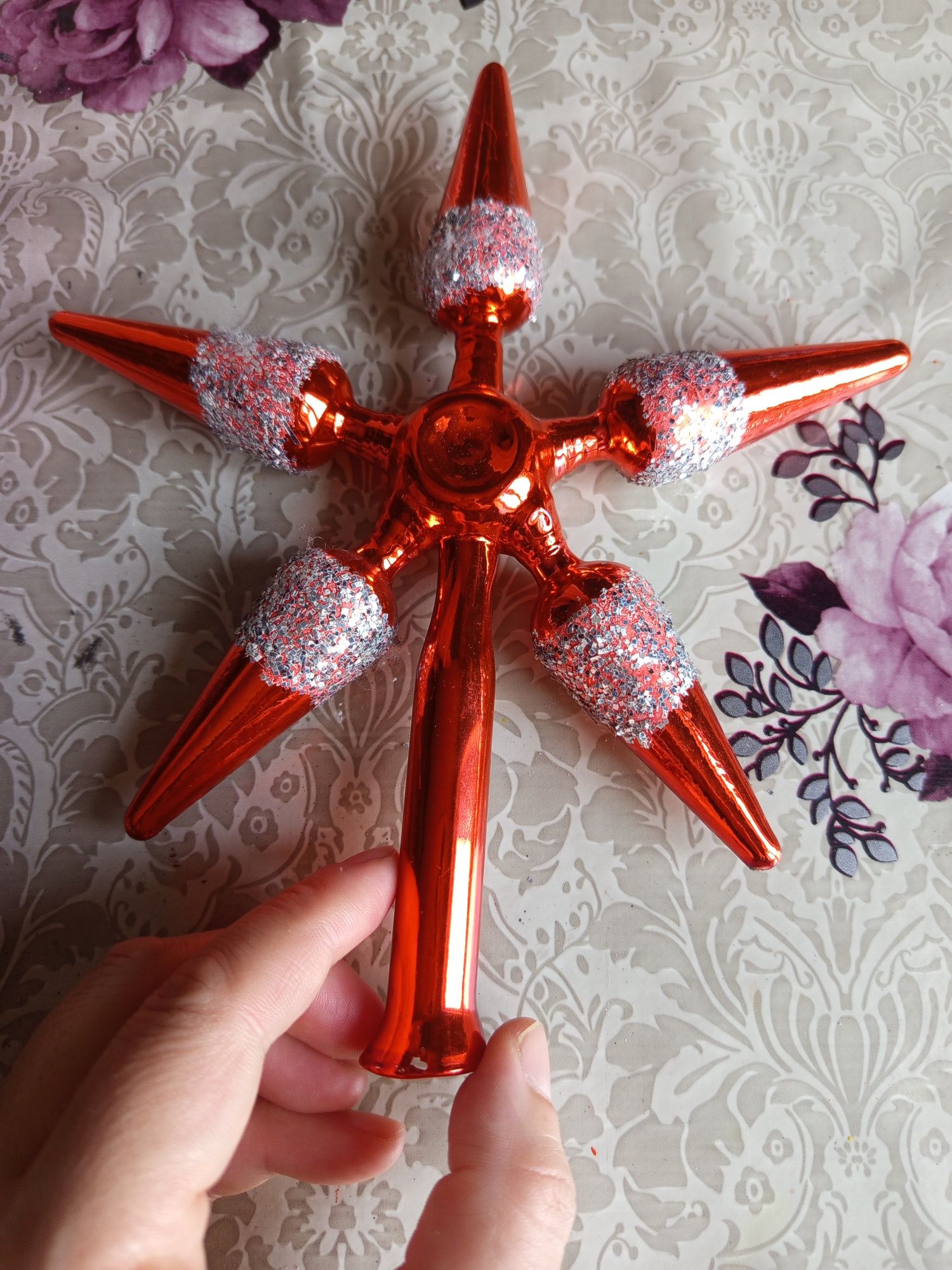 Продается ёлочная игрушка звезда стеклянная  СССР