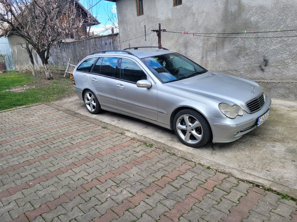 Dezmembrez Mercedes ML CDI w163 1999 2004 2,7