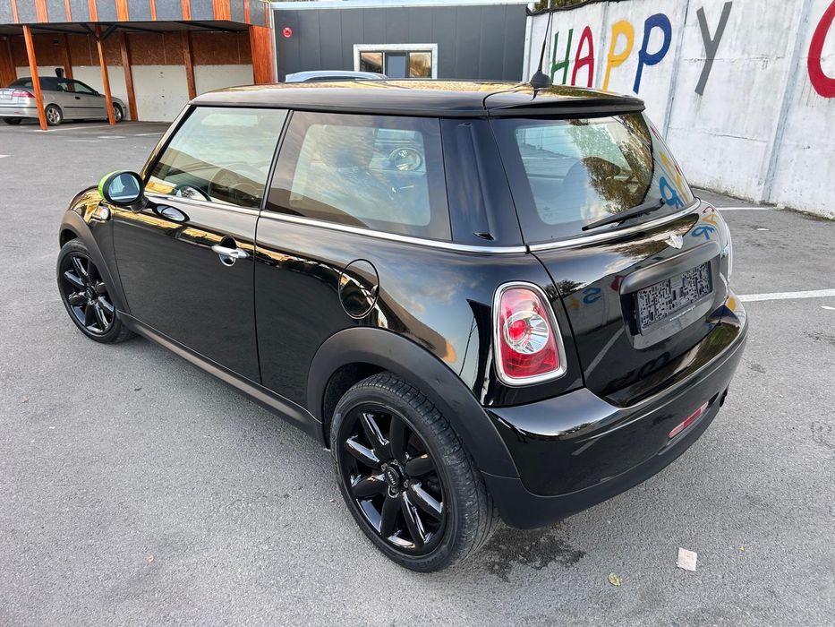 Mini Cuper one,2014/1,6 benz,105cp/Eur6