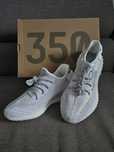 Yeezy 350 v2 bone