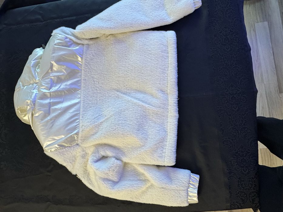 Gucci-Чисто ново оригинално дамско зимно яке S-M размер